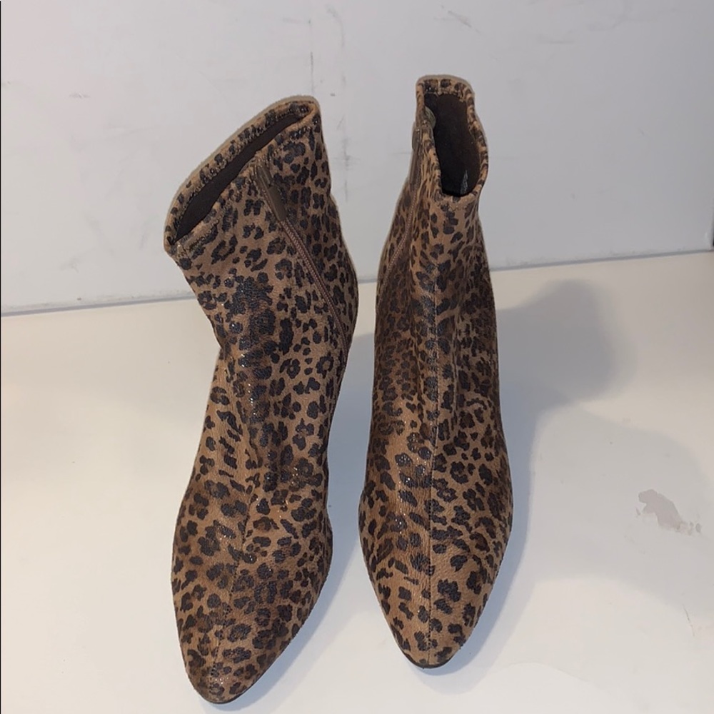 Impo cheetah suedy stretchy 9w